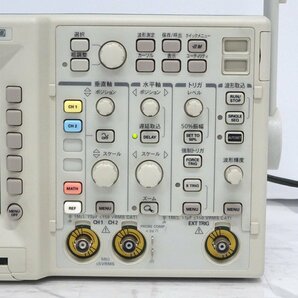 Tektronix TDS3032 300MHz・2.5GS/s 2chデジタルオシロスコープ（画面に縦線/筐体に割れ）【中古/未校正/計測可】#400282の画像2