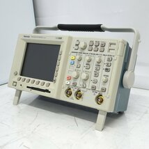 Tektronix TDS3032 300MHz・2.5GS/s 2chデジタルオシロスコープ 【中古/起動不可/現状品】#372675_画像4