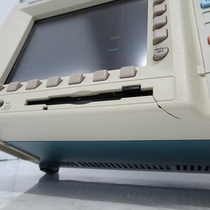 Tektronix TDS3032 300MHz・2.5GS/s 2chデジタルオシロスコープ（画面に縦線/筐体に割れ）【中古/未校正/計測可】#400282の画像9