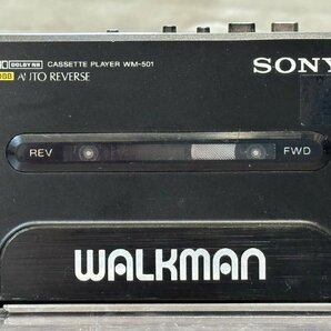 △764 ジャンク品 オーディオ機器 カセットプレーヤー ウォークマン SONY WM-501 ソニーの画像2