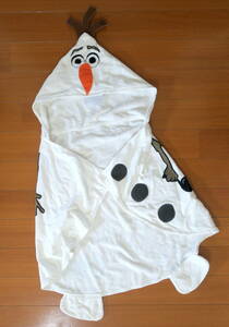  hole snow Olaf Disney bath towel pool sea water . playing in water girl man child 