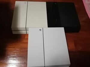 送料　無料　ps4 cuh 1000 1100 1200 500GB プレステ4 プレイステーション4　本体