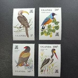 ★ ウガンダ 未使用 切手 1982年 4種完 ★並以上かと思います。の画像1
