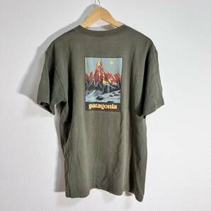 H7835FF patagonia パタゴニア サイズM 半袖 Tシャツ ロゴTシャツ ヴィンテージTシャツ カーキ グリーン系 メンズ アメリカ製 U.S.Aの画像2