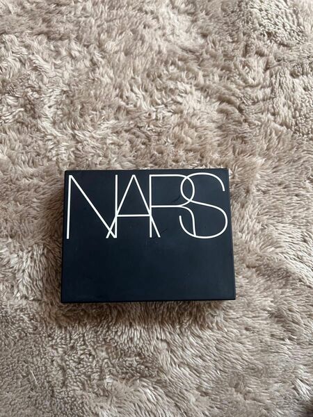 NARS ライトリフレクティングセッティングパウダー プレスト N 10g