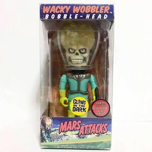 FUNKO【Wacky Wobbler マーズアタック バブルヘッド 蓄光バージョン メタリックバージョン】2個セット ファンコ ワッキーワブラー