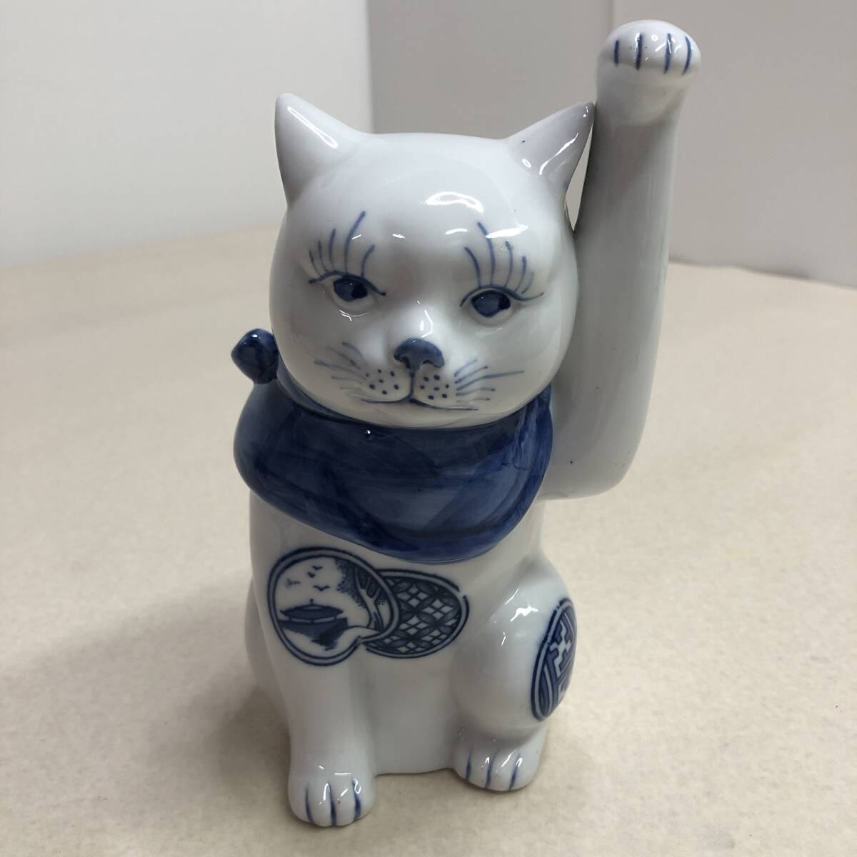 Yahoo!オークション -「伊万里 招き猫」の落札相場・落札価格 Yahoo!オークション -「伊万里 招き猫」の落札相場・落札価格