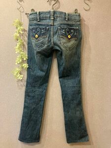 リーバイス　GOLD 26インチ　金ボタン　ゴールド　股上浅め LEVIS