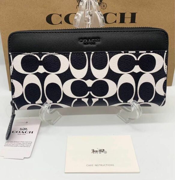 COACH 長財布　シグネチャー　ブラック&ホワイト　アウトレット品