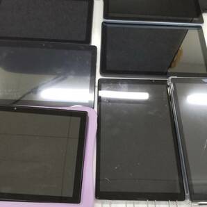 0604k1807 【ジャンク】まとめて タブレット8台 モニター1台 B lacview OSCAL Plimpton Meize 他 USB充電器、キーボード付きの画像4