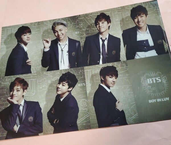 BTS 公式 新品未使用 BOY IN LUV クリアファイル