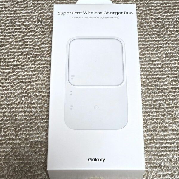 Galaxy EP-P5400TWJGJP Wireless Charger Duo　ワイヤレス充電器