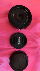 CANON LENS EF-S 24mm F2.8 STM