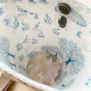 お花の手刺繍 ビーズ刺繍 ショルダーバッグ バッグ ハンドメイド リネン生地 の画像6