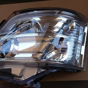 Ｅ２６ ＮＶ３５０ 左ヘッドランプ ユニット ＬＥＤ 中古品 1948の画像7