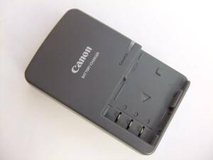 Canon 純正 バッテリー充電器 CB-2LW