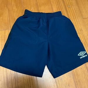 UMBRO ハーフパンツ　150cm