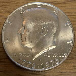 ケネディ1776-1976 建国２００年記念50セント硬貨 USA 貨幣 ハーフダラー アメリカ 美品 こ99