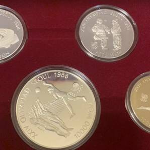 ソウルオリンピック SEOUL 1988 五輪 記念コイン メダル 10000ウォン 5000ウォン 2000ウォン 1000ウォン ケース入り 極美品 コ51の画像4