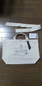 Natsume's Book of Friends Triple nyanko. raw canvas tote bag ( sticker attaching ) however,, shoulder is cut .. is done 