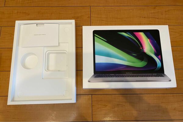 【美品】MacBook pro 13inch 箱のみ2023年製