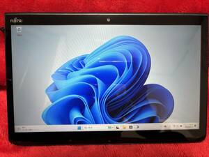 送料無料　匿名配送　ハイスペック防水タブレット　富士通 ARROWS Tab Q737/P　win11　Pro