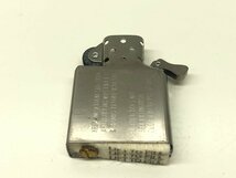 10【未使用】Marlboro　マルボロ　ZIPPO　ジッポ　オイルライター　喫煙具　喫煙グッズ 　コレクション　本体のみ　火花確認済み_画像9