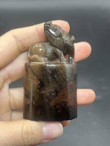  old seal stock 02 person .. I . I . line . seal China fine art calligraphy seal . stamp material box none inspection : /. mountain stone / chicken . stone / rice field yellow stone / blue rice field stone /.. stone 