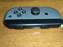 ジャンク　中古　送料無料　ジョイコン Nintendo ニンテンドースイッチ Joy-Con 右　コントローラー　グレー_画像4