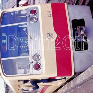 R2017-1【古い 鉄道 スライド ポジフィルム】35mm 4コマ◇西日本鉄道 西鉄 200形? 2000形 ※ネガ ポジ フィルム 鉄道 駅 電車 汽車の画像3