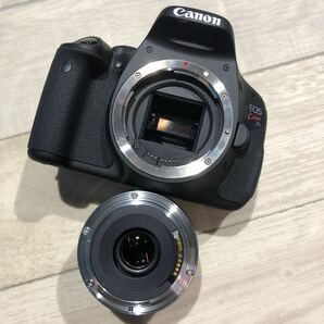 Canon キャノン EOS Kiss X5 DS126311 CANON LENS EF 28mm 1:2.8 IS USM φ58mm デジカメ 付属品付き 通電OK 現状品の画像4