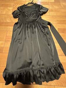 manusmachina 黒ドレス
