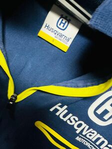 HUSQVARNA ハスクバーナ　Tシャツ　ピットシャツ　★送料込み★ Tシャツ　Sサイズ