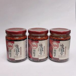 新品（送料無料） 川娃子 油辣子 230g*3セット　香辣味 辣椒 辣椒油　ごま入り ラー油 辣油 唐辛子　ソース　調味料