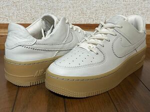 NIKE WMNS AIR FORCE 1 SAGE LOW LX 24.0cm