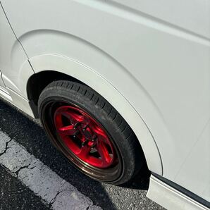 200系ハイエース ダウンルックオーバーフェンダー 車検対応 070白パールの画像2