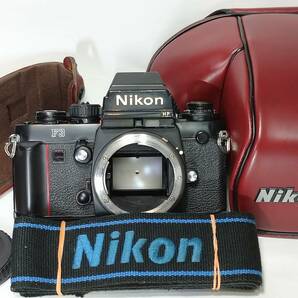 【極上美品・ケース付／動作確認済】 ニコン Nikon F3 HP ボディー+データバックMF-14 80年代を代表するニコンの誇る名機F3の逸品！#2440の画像1