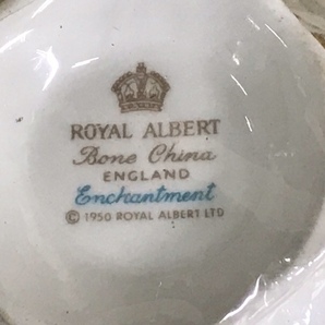 【未使用保管品】 Royal Albert Enchantment ロイヤルアルバート エンチャントメント カップ＆ソーサー ２脚セットの画像10