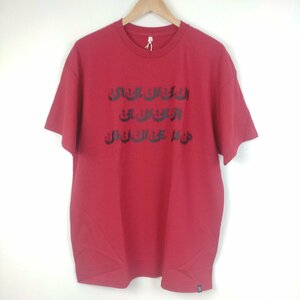 The Stylistjapan　半袖 Tシャツ　サイズ:L　レッド　スタイリストジャパン　241SJ-CT02　NEVER EVER GIVE UP　アラビア文字風