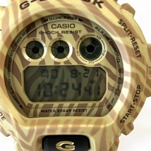 カシオ G-SHOCK DW-6900ZB クォーツ ゼブラ カモフラージュ ゴールド 時計 腕時計 メンズ 美品☆0341_画像4