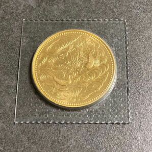 昭和天皇陛下 御在位60年記念 10万円金貨ブリスターパック入り 記念硬貨 純金の画像1