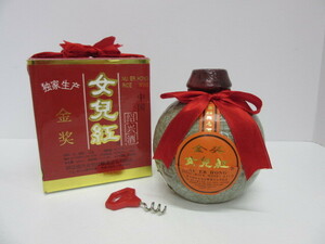 酒祭 洋酒祭 中国 紹興酒 女兒紅酒 金奬 陶器ボトル 500ml 重量631g 17% 未開栓 古酒 コルク抜き付 箱付