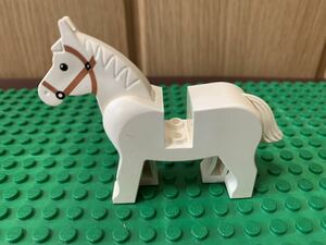 LEGO レゴ 馬 白　お城シリーズ　オールドレゴ　当時品　正規品 ミニフィギュア