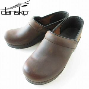 美品 dansko ダンスコ プロフェッショナル クロッグ ダークブラウン系 レディース24cm サンダル サボ 靴 d143-32-0149ZV