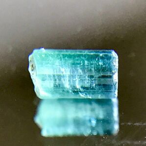 インディゴライトトルマリン 三角柱 原石 0.45ct 天然石 原石 鉱石 アフガニスタン インディゴライト ブルートルマリン