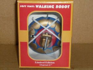 熊谷本店 VR01GD Soft Vinyl Walking Robot 金