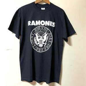 ラモーンズ RAMONES古着Tシャツ M バンドT ロックT パンク GABA GABA HEYの画像1