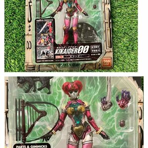 【未開封品】『4-362』BANDAI バンダイ S.I.C. KIKAIDER00 キカイダーダブルオー ビジンダー、キカイダー等4体まとめの画像2