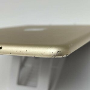 3011【ジャンク品】 iPad mini4 128GB softbank ゴールドの画像8