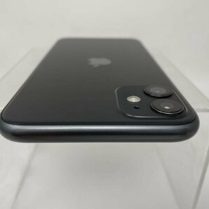 840【ジャンク品】 iPhone 11 64GB docomo版SIMロック解除 SIMフリー ブラックの画像4